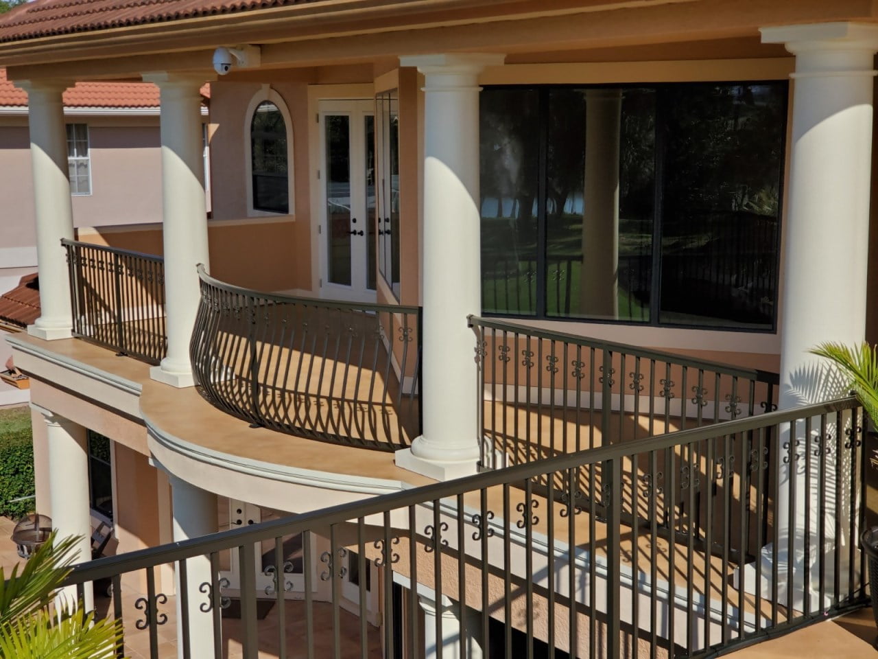 Balcony & Decks